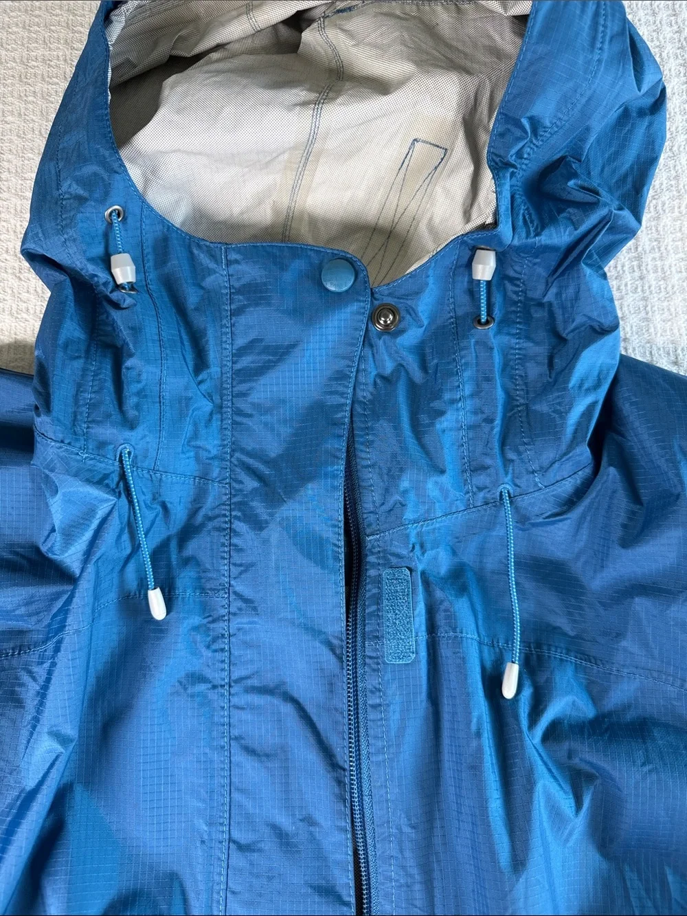 L.L. Bean blue rain coat jacket with hood size 2X